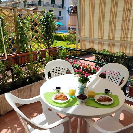 マスカリSea Garden, Fronte Mare Con Piscinaアパートメント エクステリア 写真