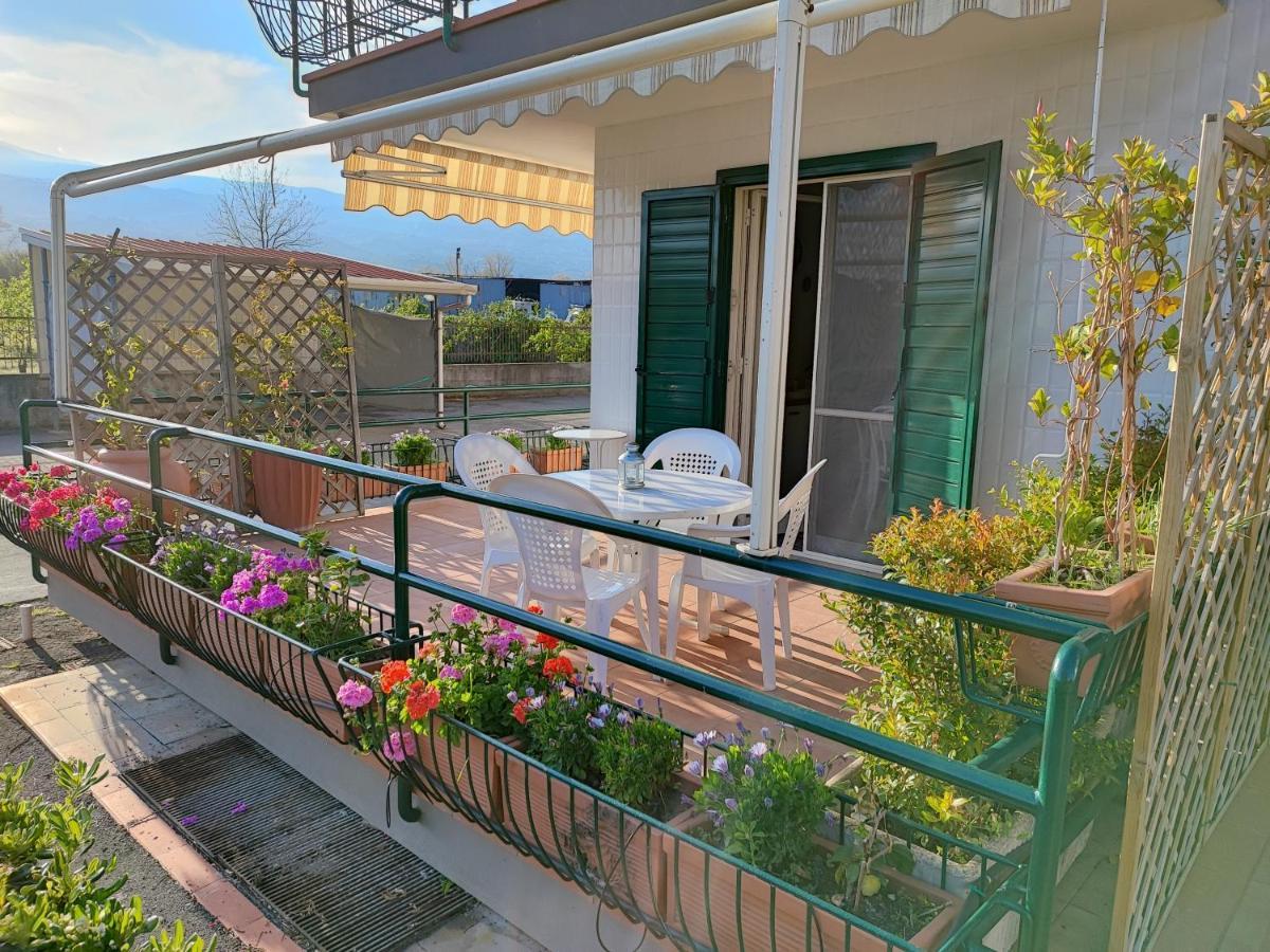 マスカリSea Garden, Fronte Mare Con Piscinaアパートメント エクステリア 写真